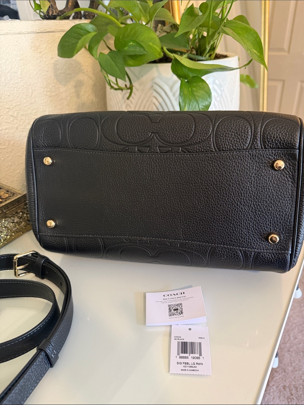 New Large Coach  leather  Morgan signature C - Picture 9 of 11